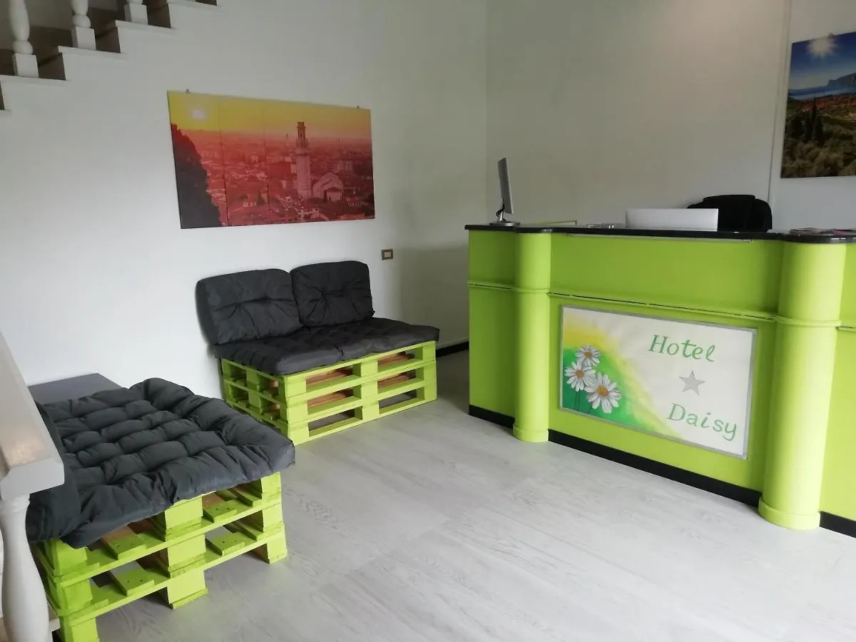 Hotel Daisy San Giovanni Lupatoto 2*,  Itália